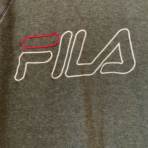 FILA Men’s Grey Logo Branded Pullover Sweatshirt Sweater Size Medium - Picture 2 of 8